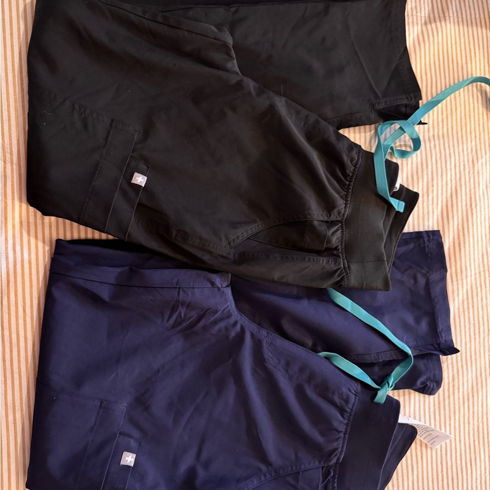 Figs Black and Navy Scrub Pants with Teal Drawstrings